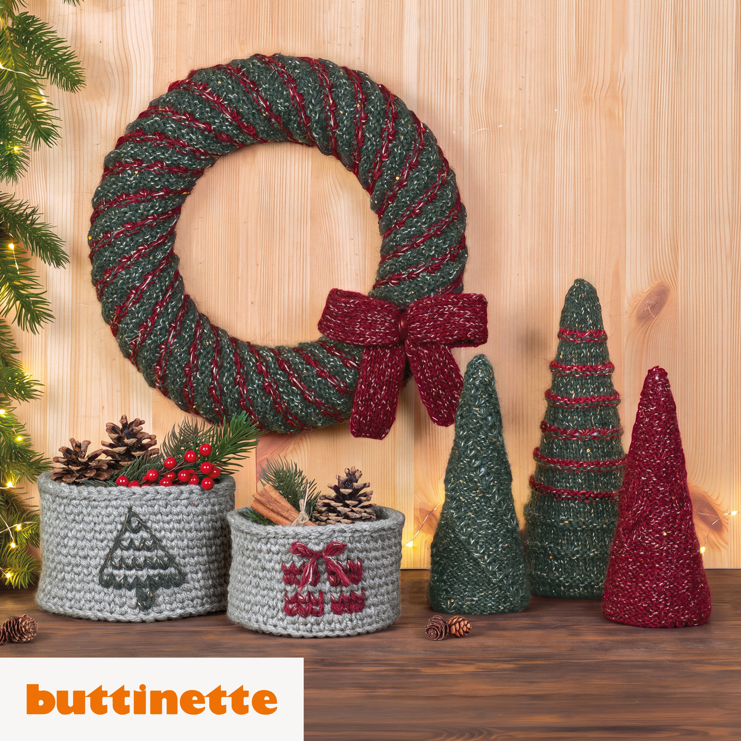 Strick- und Häkelanleitung – Weihnachtliche Deko aus Woll Butt Primo Paillettes und Woll Butt Heidi