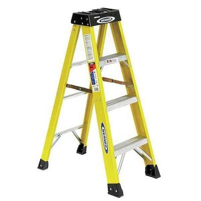 WERNER 6104 4 ft Fiberglass Stepladder, 300 lb Capacity