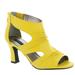 ARRAY SIZZLE - Womens 6 Yellow Sandal Medium