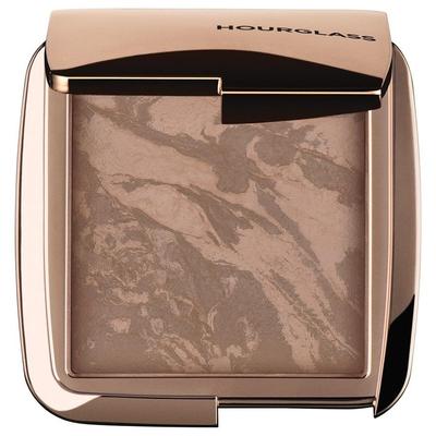 Hourglass - Ambient Lighting Bronzer 11 g Nude Bronze Light (5818.18 € / 1 kg) Image