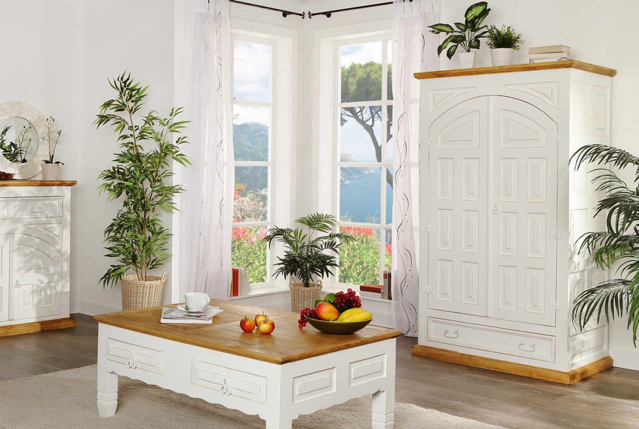 Kleider-/Dielenschrank Image