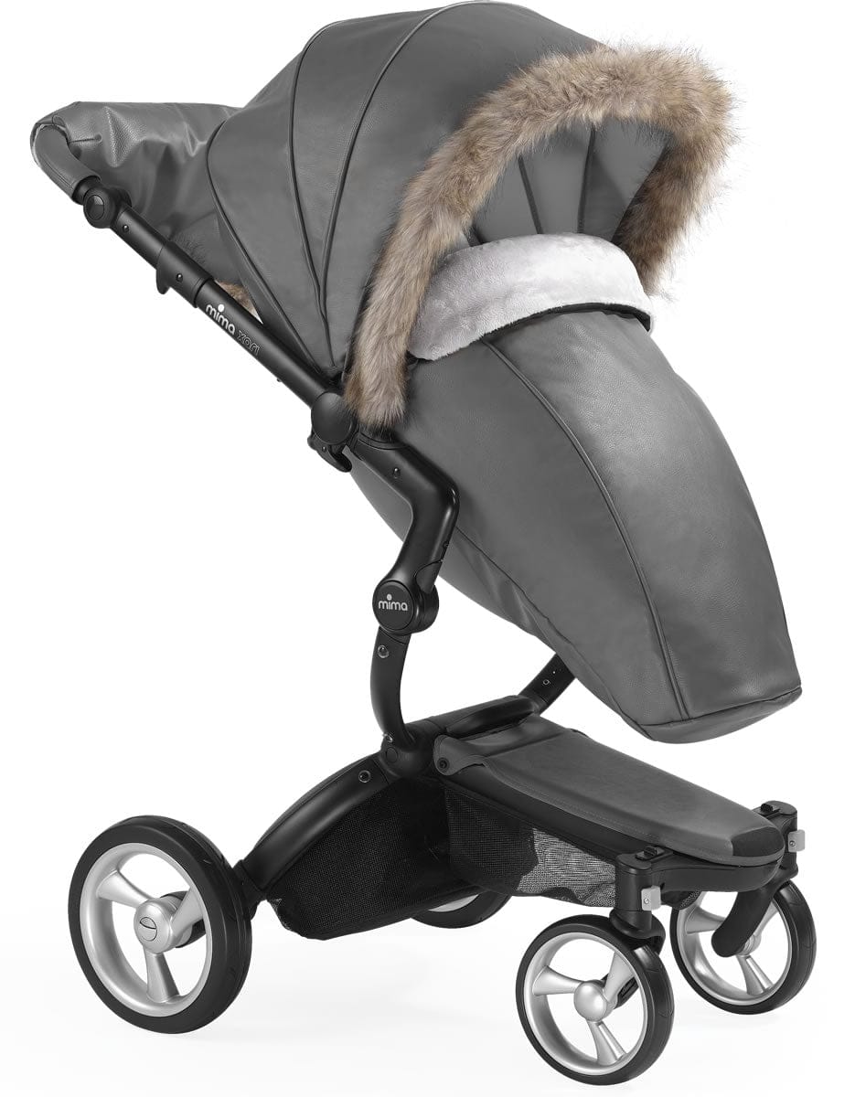Mima Kobi & Xari Winter Outfit - Cool Grey